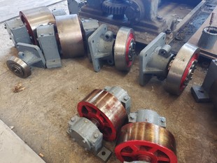 Drying Kiln Support Wheel, Dryer Swing Kiln Tug Shield Wheel Assembly, Cast Steel Assembly Manufacturer