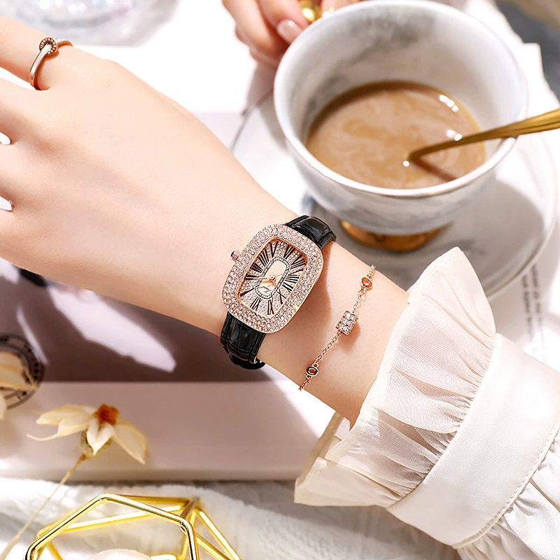 TikTok, часы, пояс сdiamond кварцем, алмазы