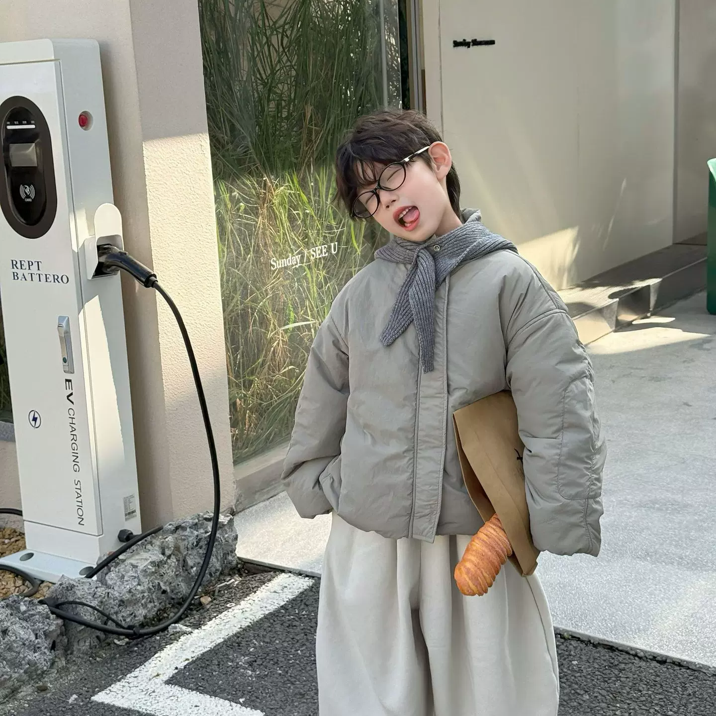 泰如2025冬季新款儿童简约气质纯色加厚保暖毛线帽棉服男童上衣潮