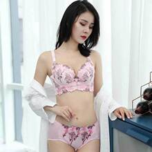 ����Ů�Ӻ�۔n���´���������Ը����˃�ѝ���b�ո�������Ů