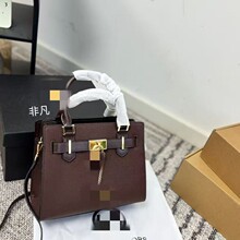 IP13 PRO MAX�֙C��܊ʿ�����ƴ�����һ�֙C��܇�d֧��ָ�h���m��