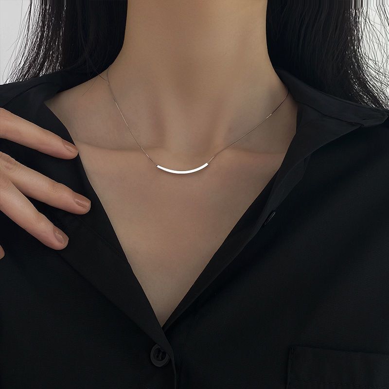 Smiling Smiling Face Stainless Steel Necklace Women's Simple Cool Trendy Personalized Light Luxury Niche High-end Sense Internet Celebrity All-match Collarbone Chain