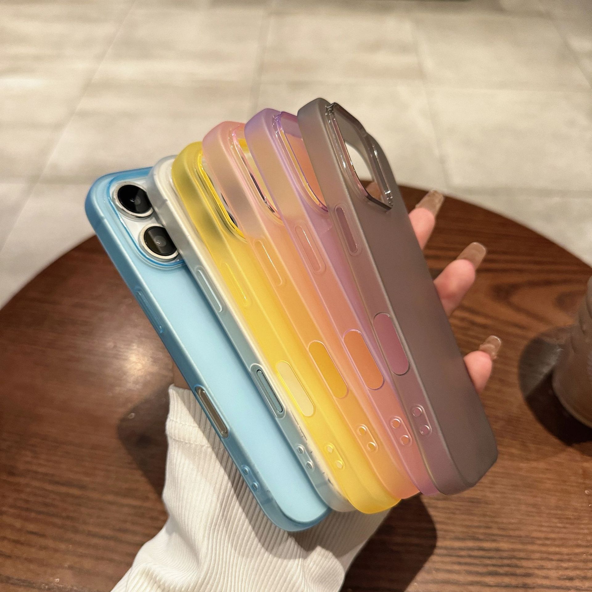 适用iPhone 17手机壳新款15果冻软壳简约16Pro磨砂苹果13保护壳