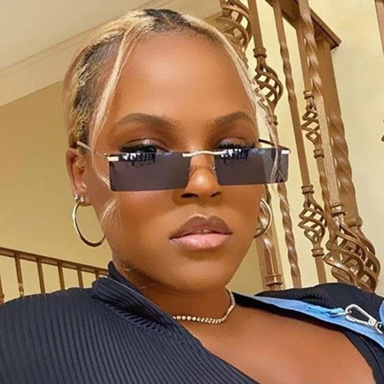 Fashionable sunglasses for men and women