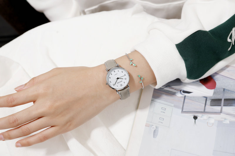 Kanner Auer fir Schüler a Studenten einfach roueg mechanesch Trend elektronesch Quarz_voghion.com