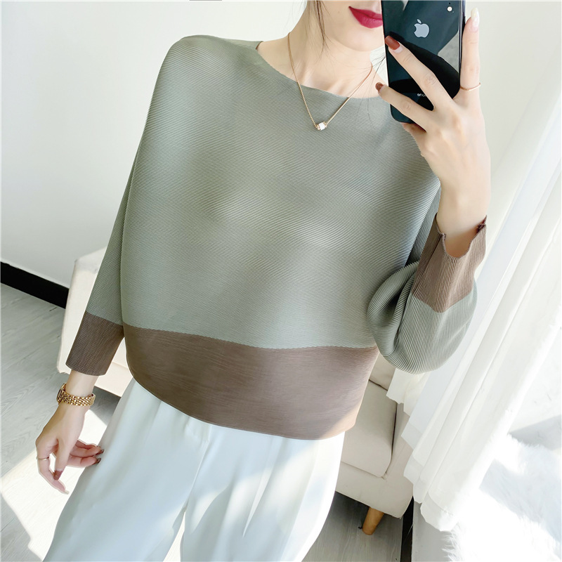 2022 Primavera y Otoño Nueva tapa plisada palillo de dientes de las mujeres a juego de color suelto urbano casual camiseta moda todo a juego