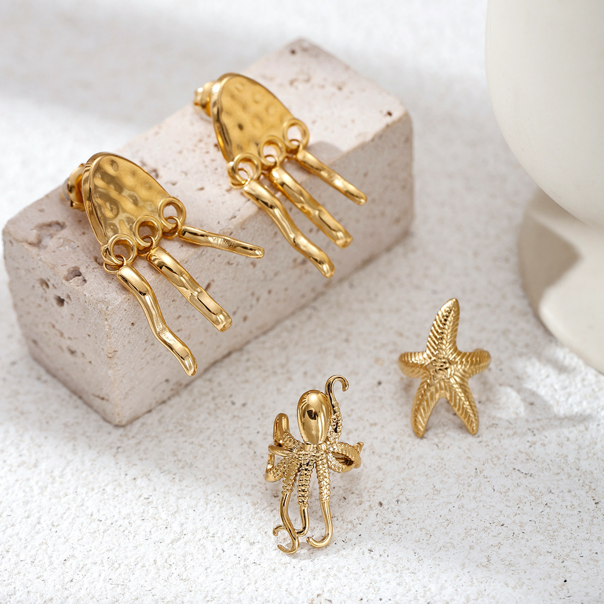Taina Europa y los Estados Unidos pernos de acero inoxidable para mujeres no se desvanecen, pulpo marino pernos de estrellas de mar lujosos nichos de venta caliente transfronteriza