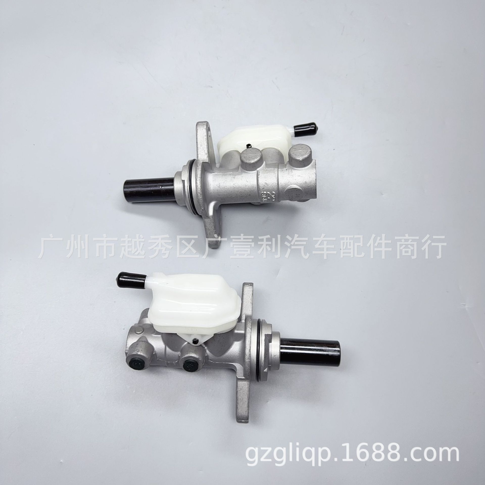 Applicable to 47201-28712 47201-28710 NOAH SR5 ZRR70 LIMOTED brake master cylinder