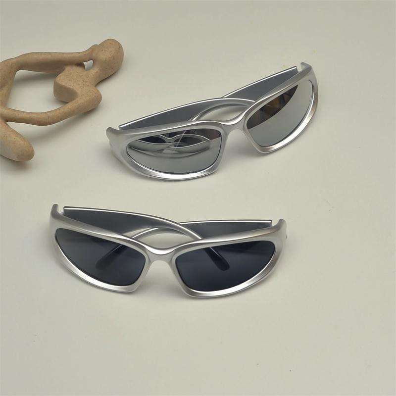 Yk Style Unisex Fashion Sunglasses Hip-Hop Punk Casual Design Affordable Alternative to Designer Brands Hot on the Foreign Trade Market