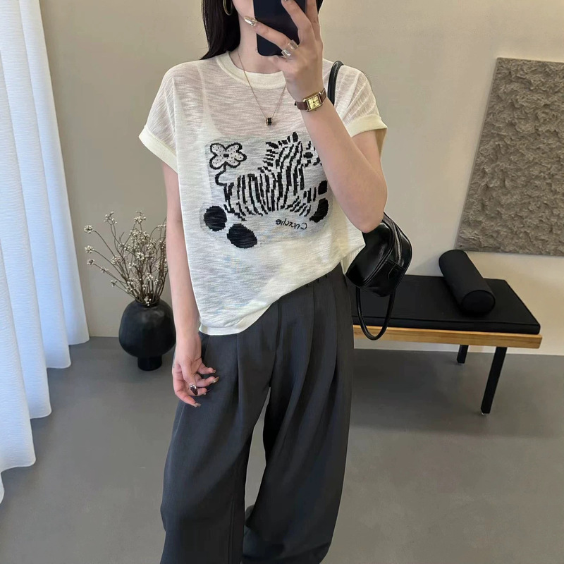 2026 New European Style Chic Loose High-End Fashion Short-Sleeve Knit Top with Bamboo Texture and Rhinestones T-Shirt for Women 2026 New European Style Chic Loose High-End Fashion Short-Sleeve Knit Top with Bamboo Texture and Rhinestones T-Shirt for Women