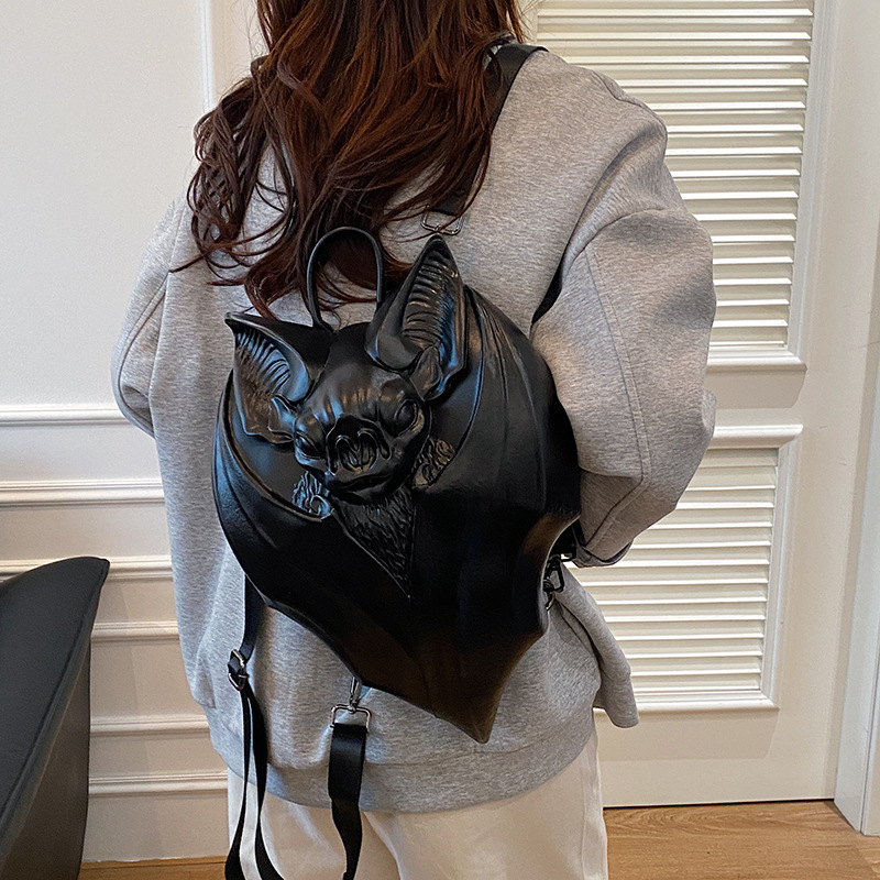 新款外贸欧美哥特风男女双肩包吸血鬼蝙蝠个性造型双肩背包胸包