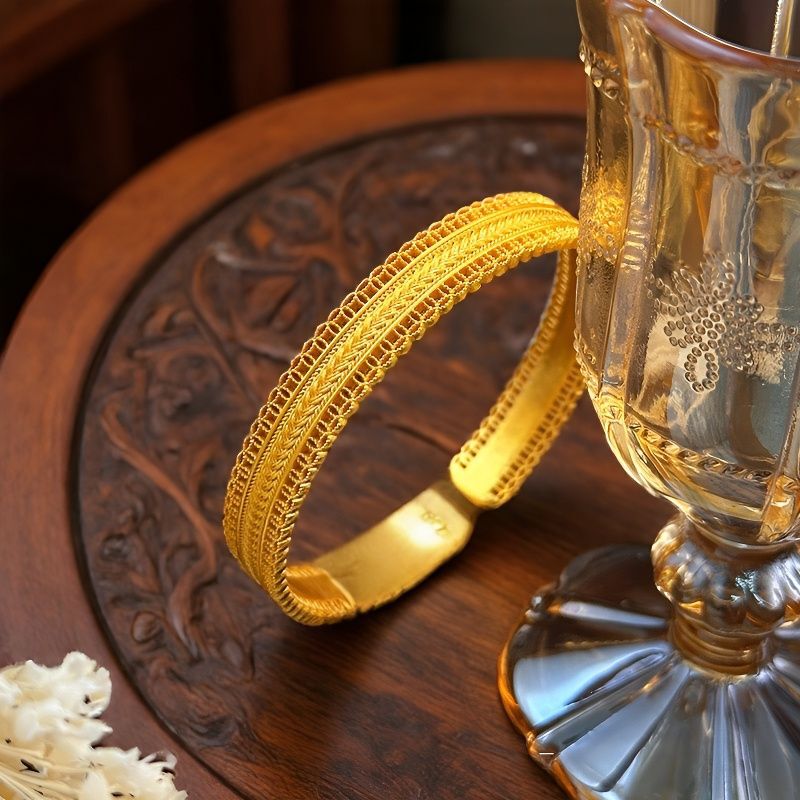 Tiktok Xiaohongshu Light Luxury New Chinese Style Retro Hollow Filigree Copper Coin Wealth Symbol Open Sand Gold Bracelet Bangle Tiktok Xiaohongshu Light Luxury New Chinese Style Retro Hollow Filigree Copper Coin Wealth Symbol Open Sand Gold Bracelet Bangle