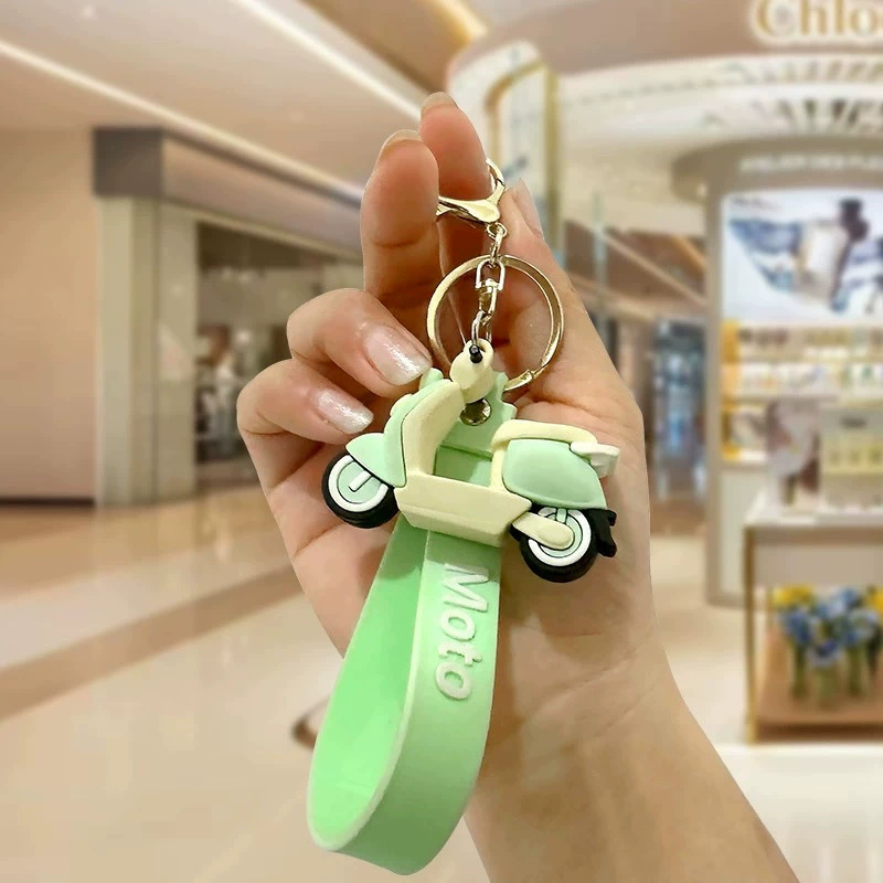 Брелок для электромобиля, подвеска в виде короны, мультяшный креативный ПВХ, мягкая резина, легкий кулон для мотоцикла