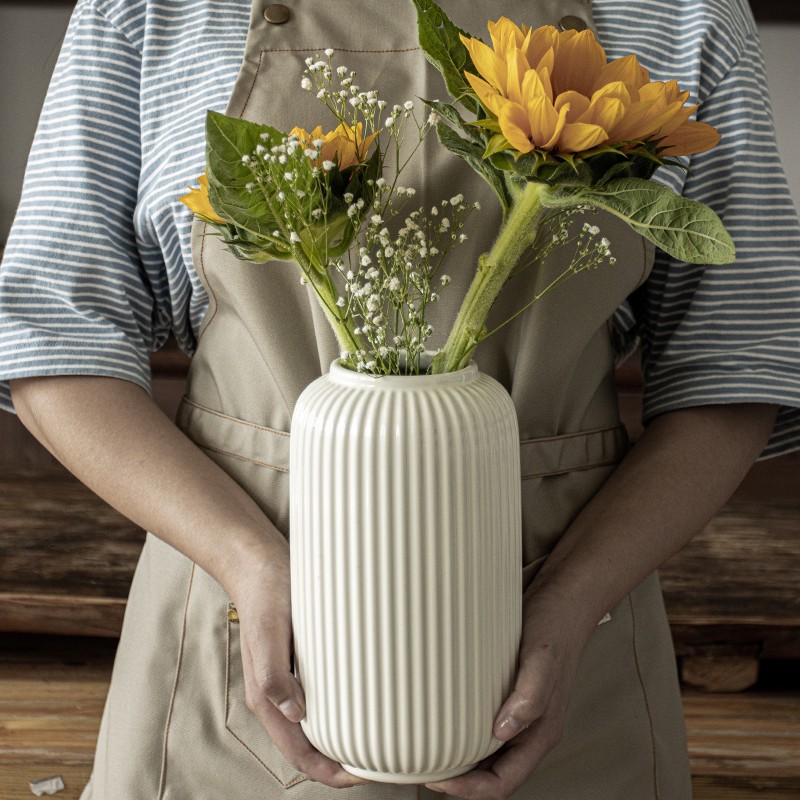 Arreglo floral de estilo nórdico nuevo estilo chino patrón vertical arreglo de flores de cerámica flor acuática flor seca decoración florero al por mayor