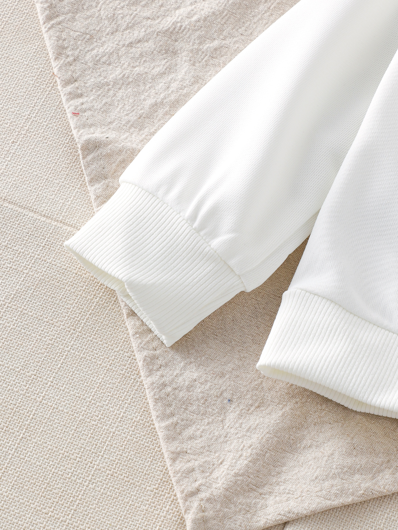 Ropa de niños comercio exterior transfronterizo otoño y invierno nuevo niño Amazon blanco de manga larga suéter + pantalones largos