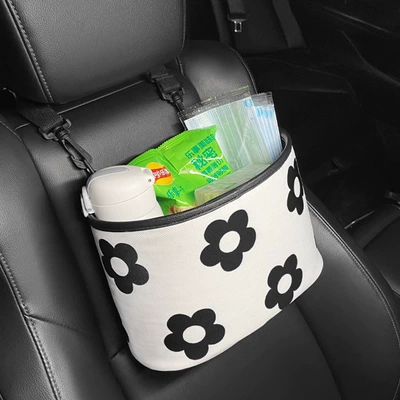 Car-Mounted Tissue Box: Car storage bag/box