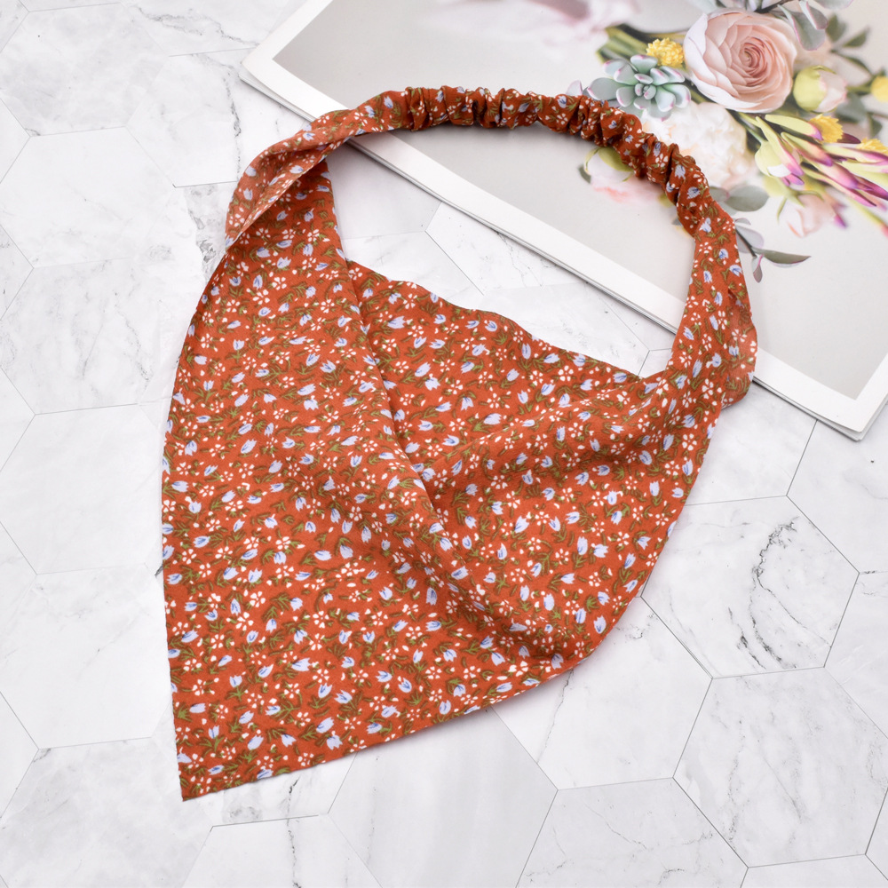 Retro Fashion Style Broken Flower Triangle Scarf Headband display picture 3