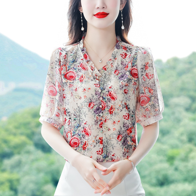 French Romantic Print Short Sleeve Shirt 2024 Summer New Fashionable Elegant Lace Pleated V-Neck T-Shirt Top