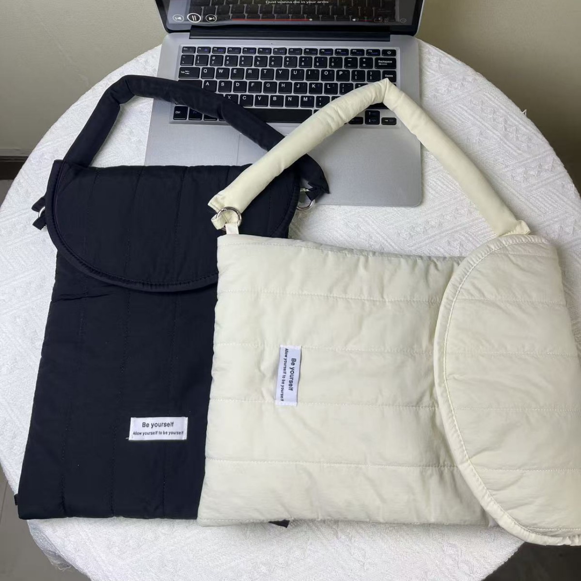 Original ins tablet protective case, quilted shockproof computer bag, iPad anti-drop protective case, portable inner sleeve bag