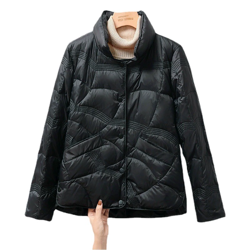 Женская пуховая куртка 2024 Pinghu осень-зима новая короткая тонкая и легкая облачная стоячий воротник простой трансграничный горячий