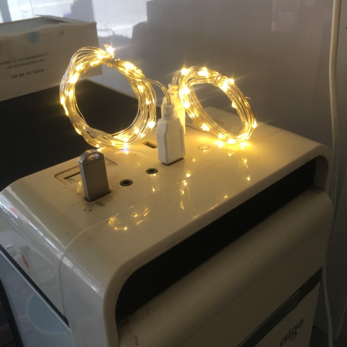 Cadena de luces constantes con cable de cobre USB, 10 metros, 100 luces, luces de cadena impermeables, luces navideñas, luces de cadena con cable de cobre, decoración de bodas