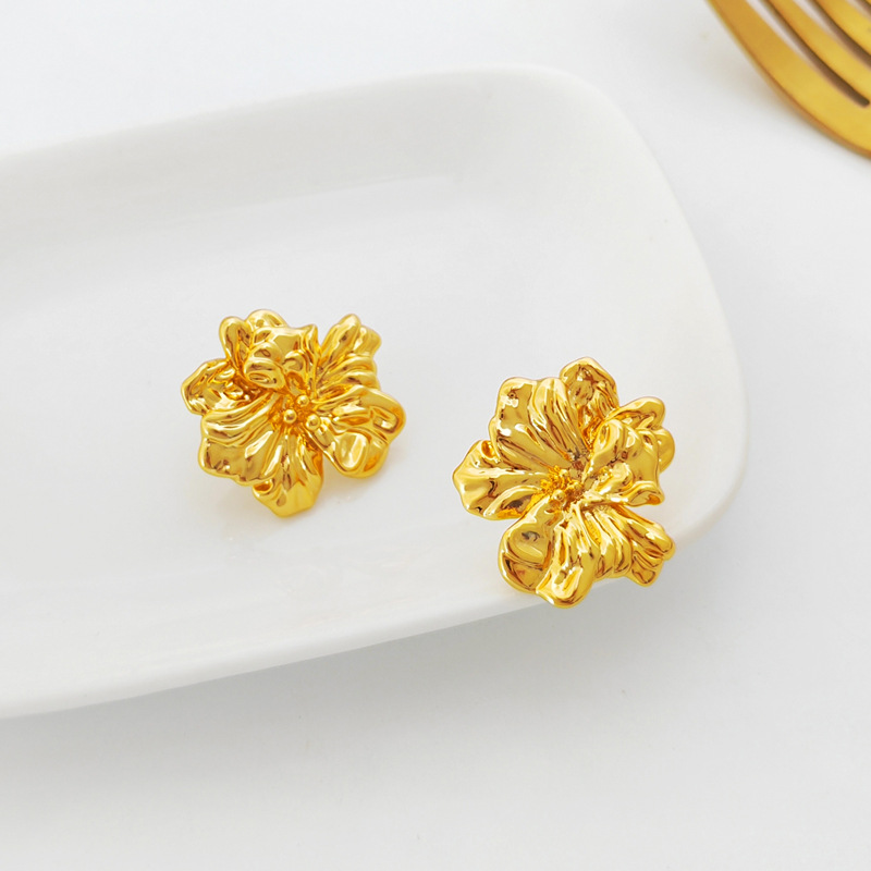 Fashion Flower Copper Plating Ear Studs 1 Pair