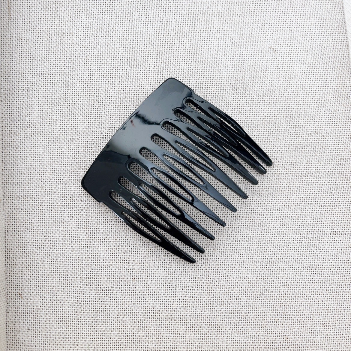 插梳beauty_1735356119201