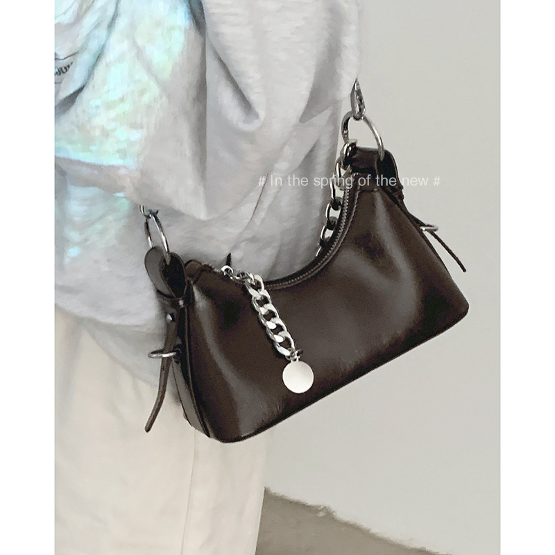 2024 New French Niche High-end Chain Bag for Women's Small Square Bag, Trendy One Shoulder Crossbody Bag_voghion.com