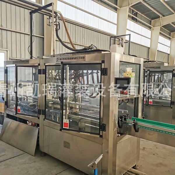 汽车清洗液灌装机 尾气清洁剂自动灌装机 5升塑料桶白酒灌装机