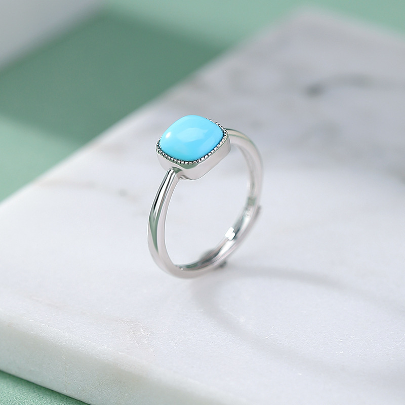 Nhẫn bạc S925 màu ngọc lam họa tiết hình khối đường, phong cách hình học tối giản — một mảnh