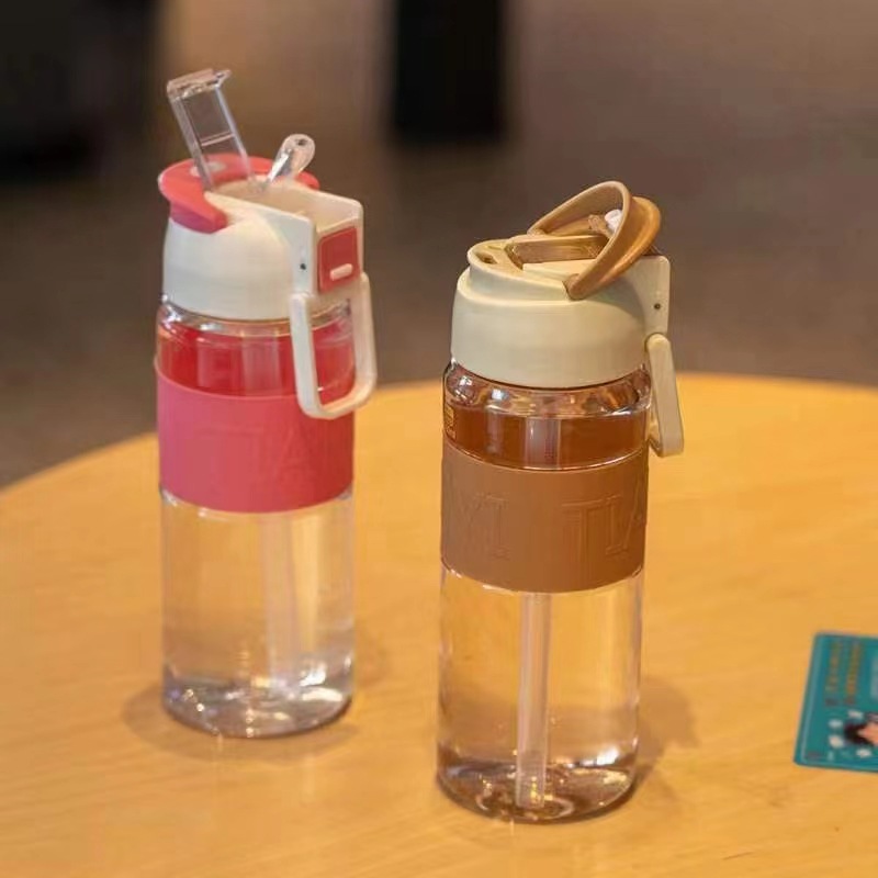 FUENTE Fábrica Tianyi 0947 taza de plástico transparente fresco cubierta de cuero taza de plástico taza de agua de paja taza de agua de Estudiante Adulto