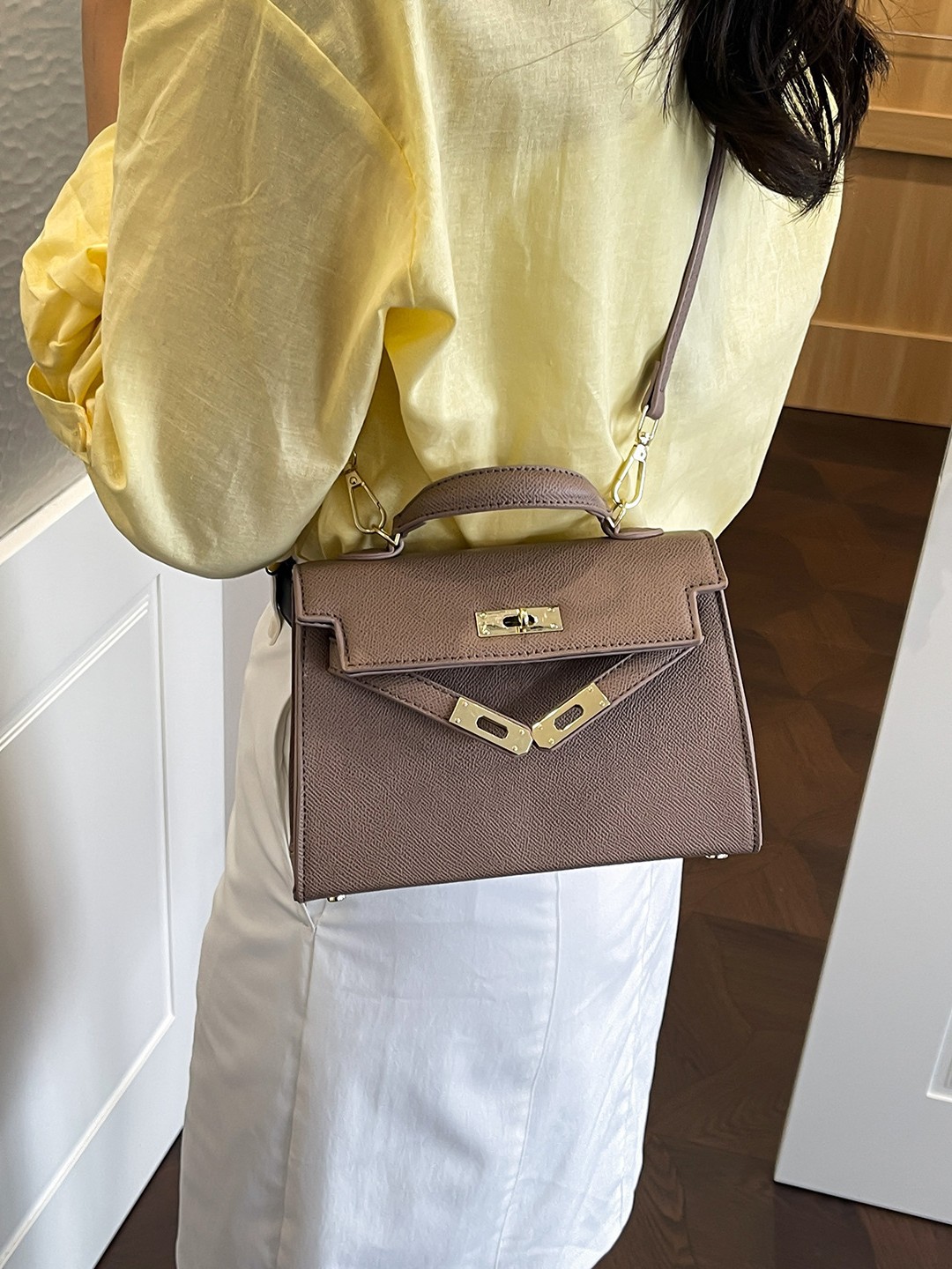 Bolso de moda portátil Kylie 2026 nuevo estilo de alto nivel de aire extranjero bolso de hombro inclinado de viaje bolso pequeño