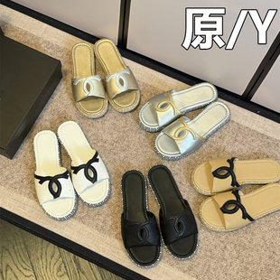 �߰汾С���L26P����ƽ����ЬŮ�⴩26P���¿�����һ����ɳ����Ь