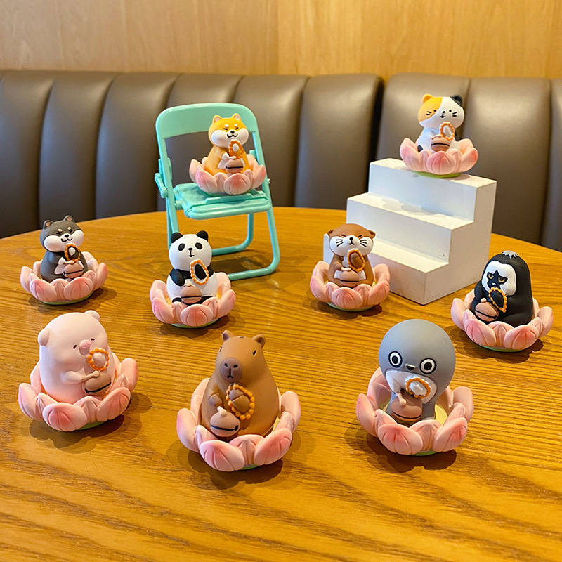 オリジナルの仏系の幸運蓮の木の魚の豚の車の置物のかわいい精巧な樹脂の子供のデスクトップの装飾の卸売り