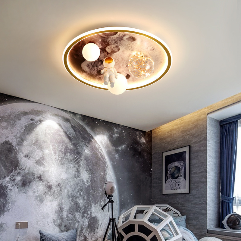 Children's Room Light Astronaut Ceiling Light Creative Modern Simple Wandering Floor Light Boy's Room LED Light Children's Room Light Astronaut Ceiling Light Creative Modern Simple Wandering Floor Light Boy's Room LED Light