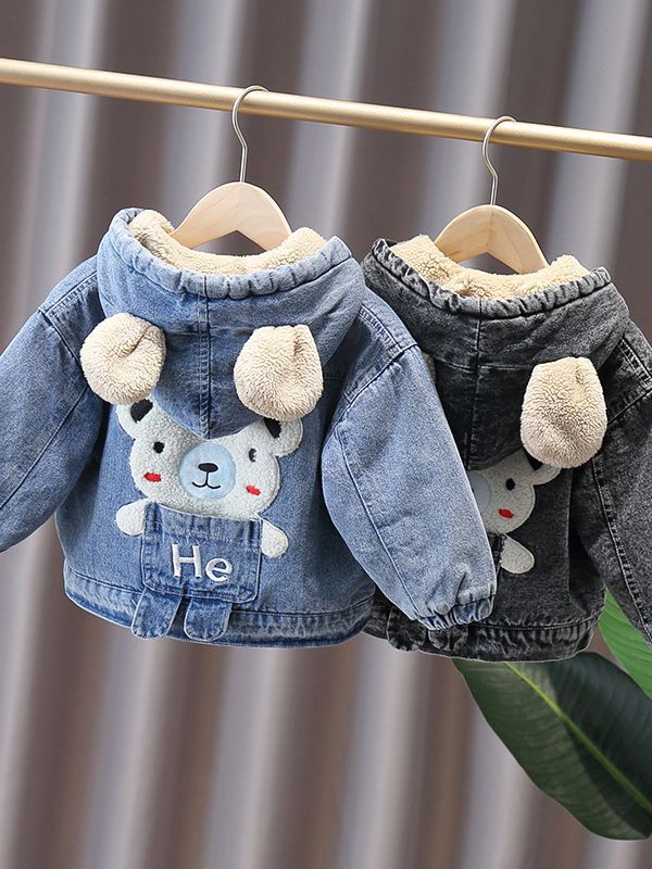 2173 abrigo de los muchachos Otoño e Invierno forrado de lana 2023 nueva ropa de algodón de mezclilla para bebés engrosada estilo occidental lana de cordero niños