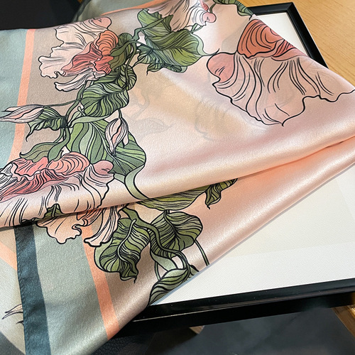 spring and autumn new fashion mulberry silk scarf women's decorative scarf silk 70 small square scarf shawl scarf dual use