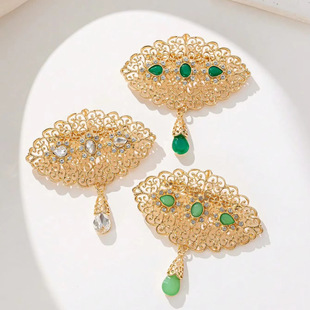 Arab popular new diamond brooch retro court wind hollow flower brooch factory direct sales