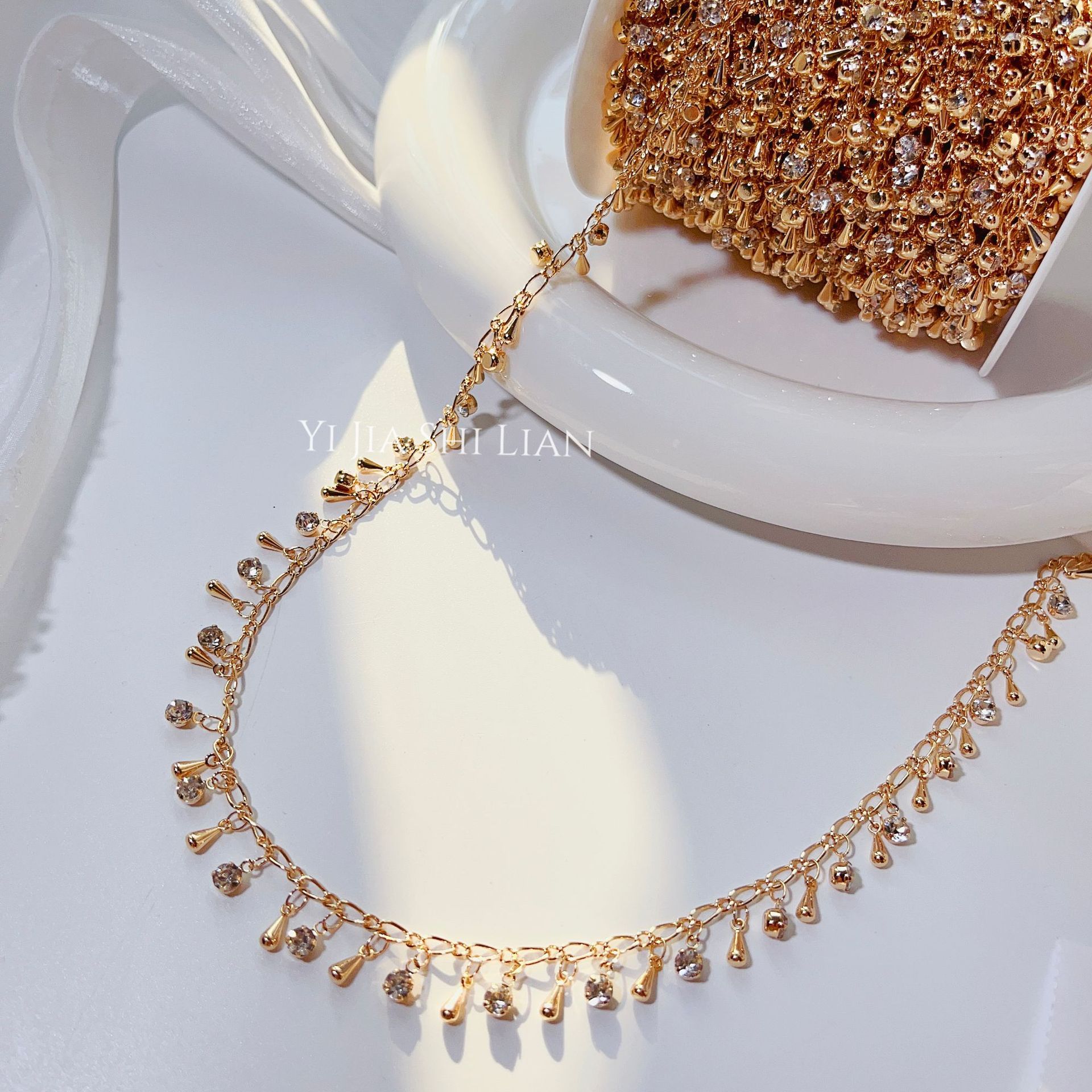 DIY antiguo exótico accesorios para el cabello gota de agua Cadena de circón de cobre puro de alta color cadena de la borla de retención magnífica cadena del oído del trigo