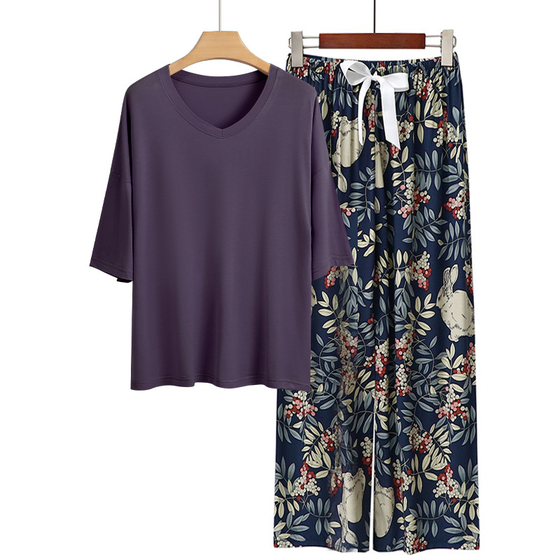 진한 보라색 + 등나무 토끼