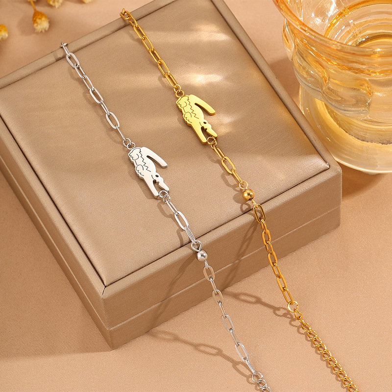 Long clasp crocodile stainless steel bracelet, a popular item on Amazon, adjustable couple's bracelet, fashionable and non-fading, available in stock Long clasp crocodile stainless steel bracelet, a popular item on Amazon, adjustable couple's bracelet, fashionable and non-fading, available in stock