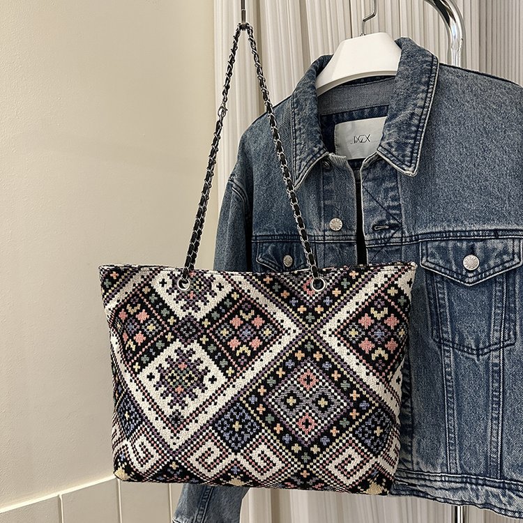 Bolsa nacional de gran capacidad 2023 bolsas de lona rojas red bolsas de brazo bolsas de hombro de mujer al por mayor