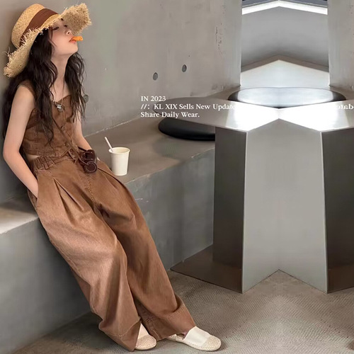 Girls' summer denim suit, fashionable Internet celebrity, medium and large children's solid color casual girl's suspender wide-leg pants two-piece set, trendy