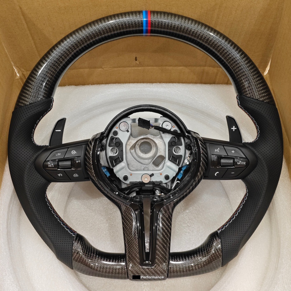 Suitable for BMW 1234567 Series F10F20F30 black carbon fiber sports steering wheel assembly modification