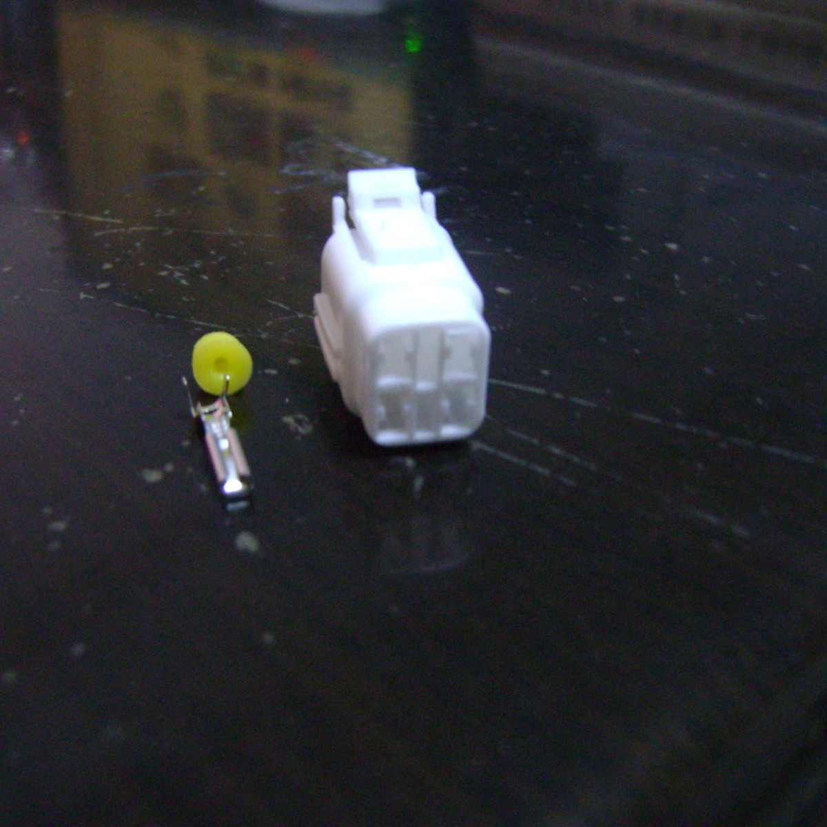 长期销售DJ7043-2-21 汽车防水高品质连接器接插件护套