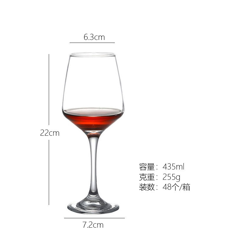 Un conjunto de tazas de champán caseras de vidrio de alto pie tazas de vino comerciales de alta calidad