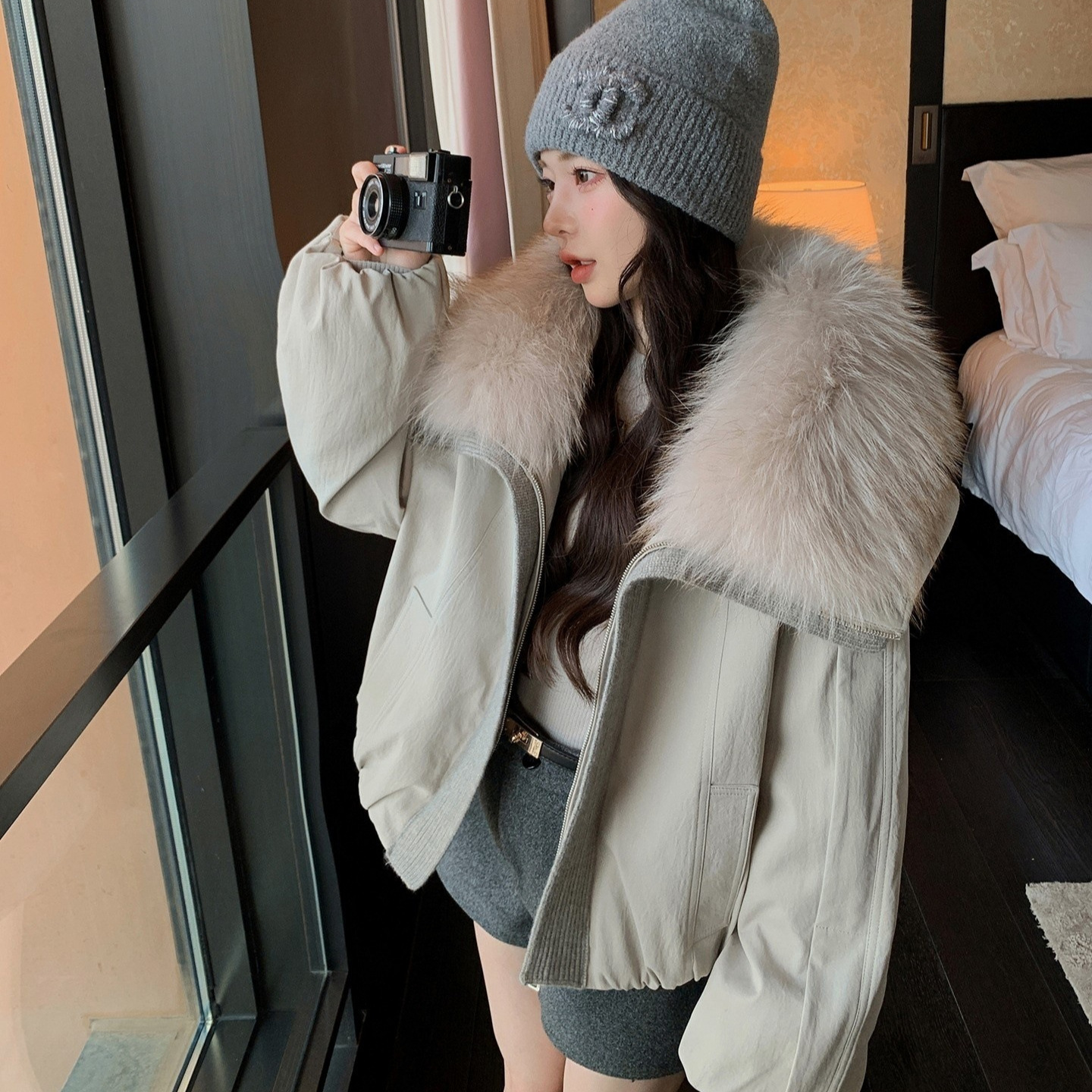 Petite Young Style Parka Fur Women's Short Workwear with Large Fox Fur Collar down Jacket for Winter 2025