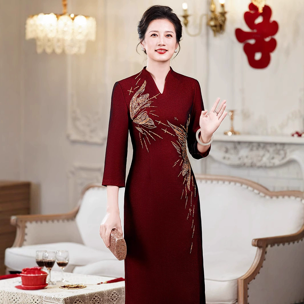 Весеннее платье 2025 года нового стиля для свадебного тоста для мам среднего и пожилого возраста, элегантное свадебное платье для свекрови, которое можно носить повседневно