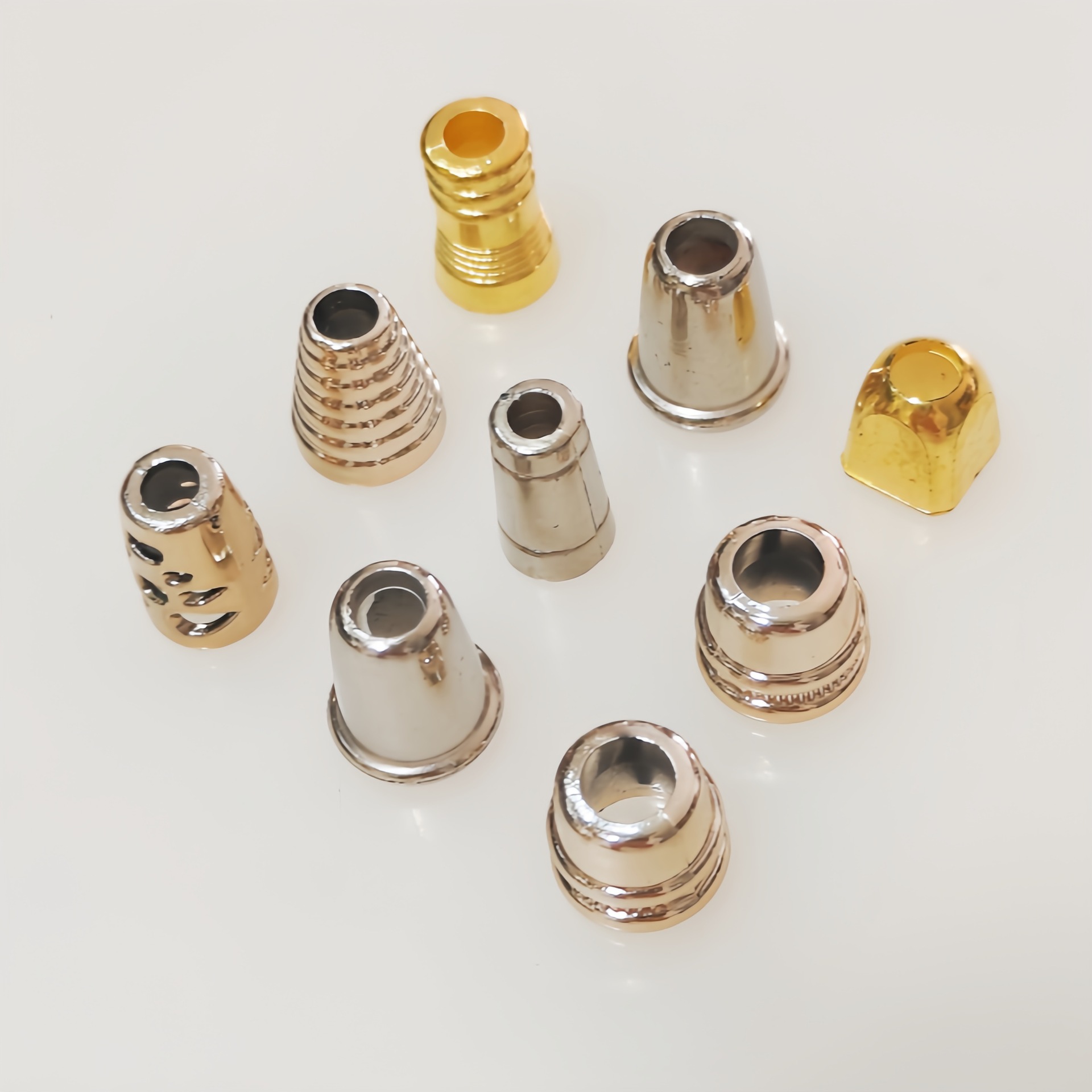 源厂批发吊钟绳扣羽绒服衣帽止滑卫衣金属喇叭形金属吊珠环保纽扣