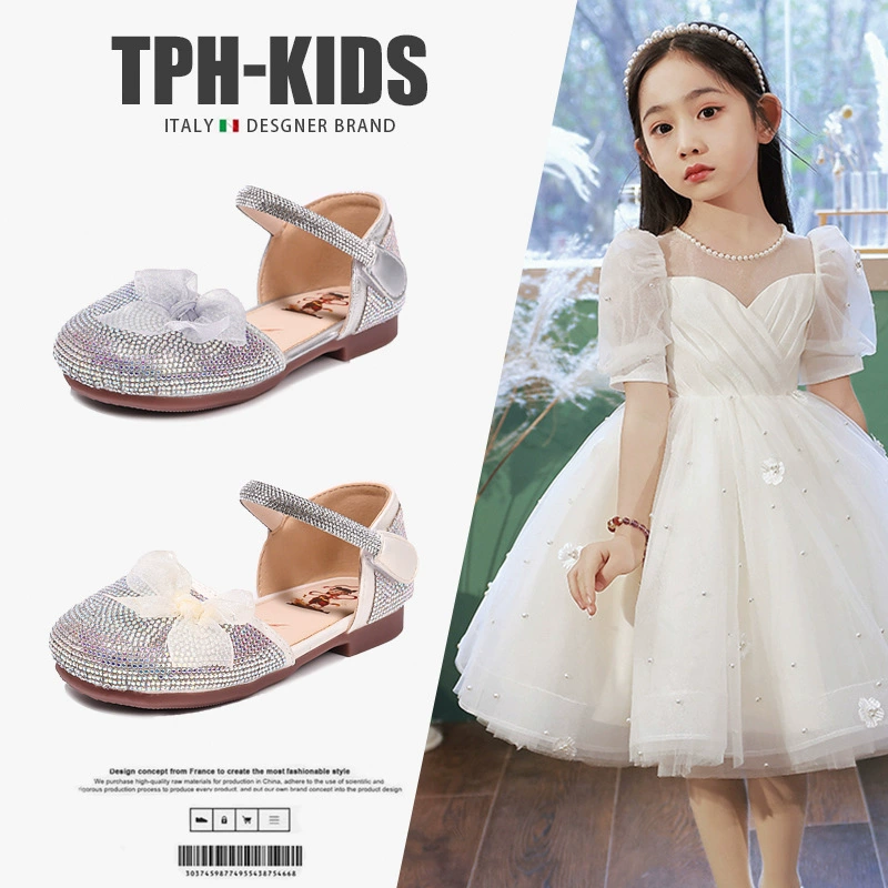 Маленькие кожаные туфли для детей Баотоу 2025 весна лето новая корейская версия девочек бант Нежа обувь модные сандалии со стразами